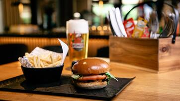 cosmo-barfood-web-1
